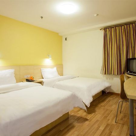 7Days Inn Dongguan Nan Chen Bagian luar foto