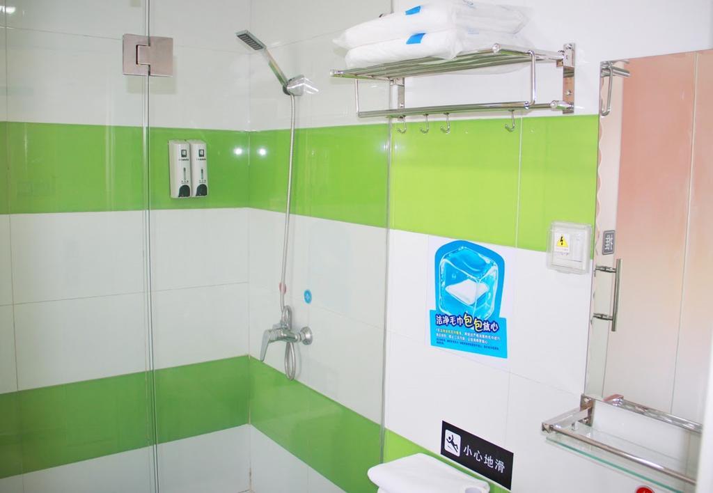 7Days Inn Dongguan Nan Chen Bagian luar foto